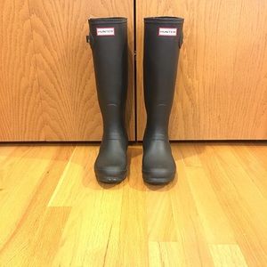Matte Black Hunter boots